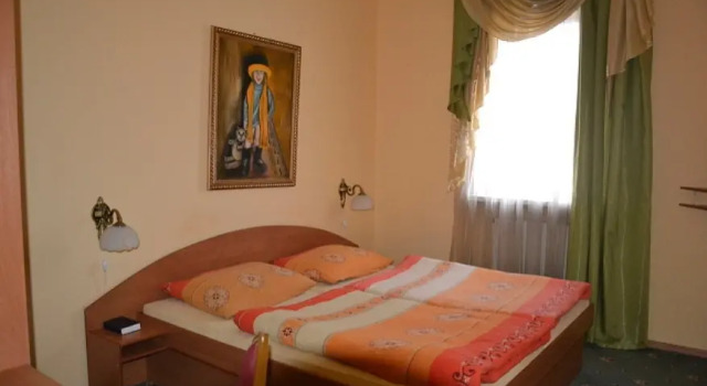 Stara Banya Hotel, Book Hotel 3-Star Hotels in Chernivtsi Region, 3*