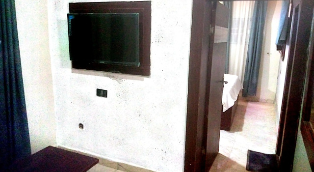 Люкс Отель Larema International Hotels & Suites Asaba