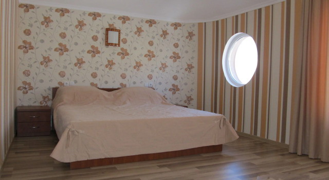Koreiz Guest House, Book Guesthouse Koreiz 