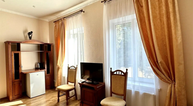 Camera doppia Business con balcone e con vista sul cortile Imperial-2011 Hotel