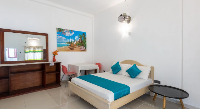 Номер Standard Отель Yoho A4 Holiday Inn