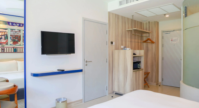 Семейный люкс с 2 спальнями с балконом и с видом на сад Holiday Style Ao Nang Beach Resort, Krabi