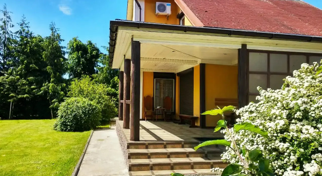 Mosya Villa, Book Villa Lesnoy 