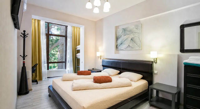 V Primorskom Parke Yalty Apartments, Buchen Sie Ferienwohnung SPA-Hotels in Jalta, SPA