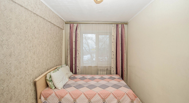 2-K Na Solnechnoy 37 Flat, Prenota Appartamento Hotel a Buryatia con parcheggio, Parcheggio