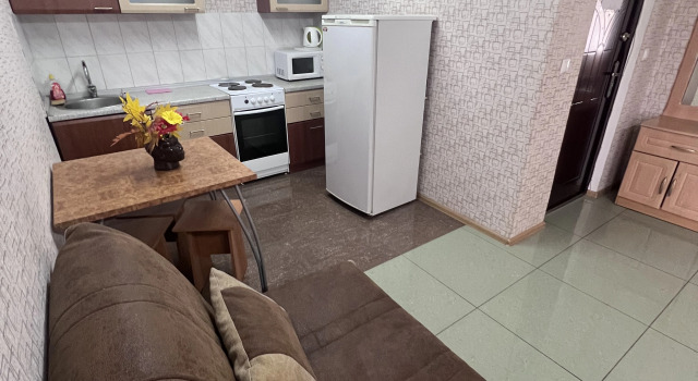 Трёхместная студия Континент
