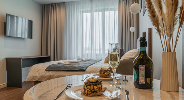 Vysotnaya Panoramnaya Prostornaya Studiya Flat, Rezervovat Apartmán Hotely v Petrohrad s parkováním, Parkování