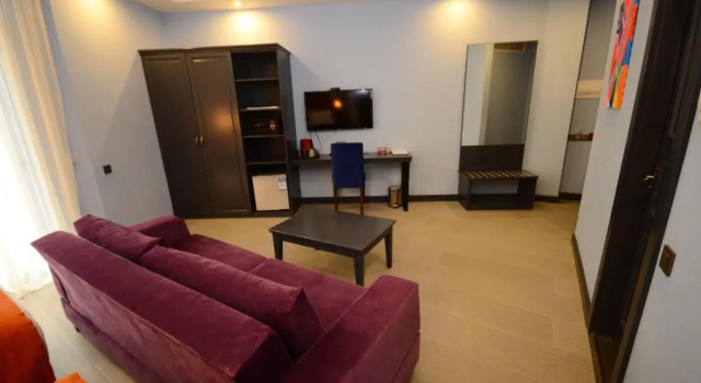 REALM Hotel Batumi