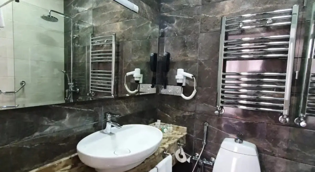 Семейный номер Superior Home Suites Baku-Halal Hotel
