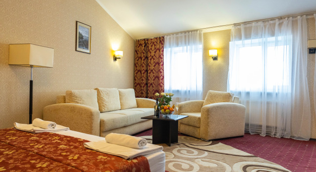 Absolyut Hotel, Prenota Hotel Hotel a Central Russia con parcheggio, Parcheggio