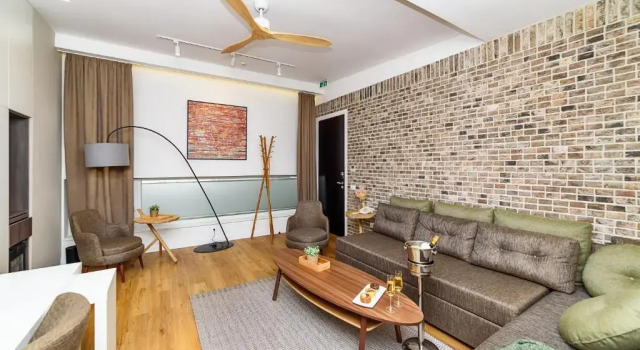 Люкс Superior Отель Belgrade Inn