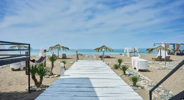 Курортный отель Aqua Resort