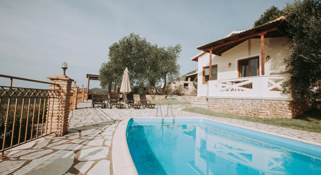 Apolis Villas, Rezervasyon Tatil Köyü Parga 
