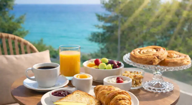 Полулюкс Отель Gloria luxury suites