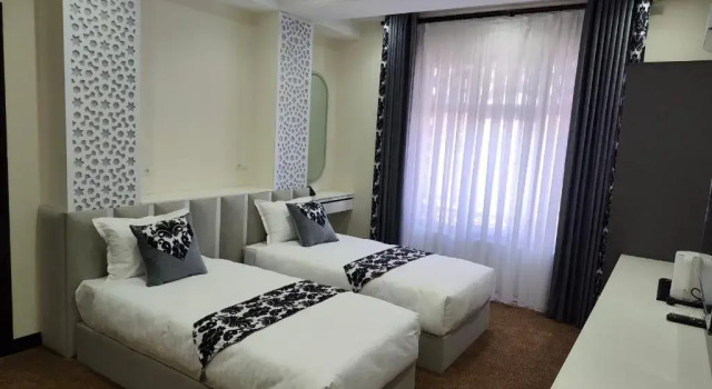 Отель SHOHI ZINDA