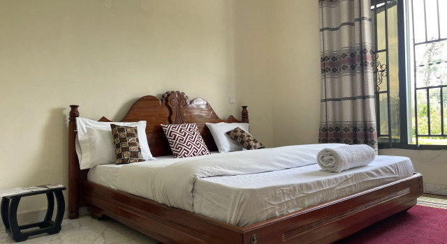 Двухместный номер Standard с балконом и с красивым видом из окна Virunga Homestay & Campsites