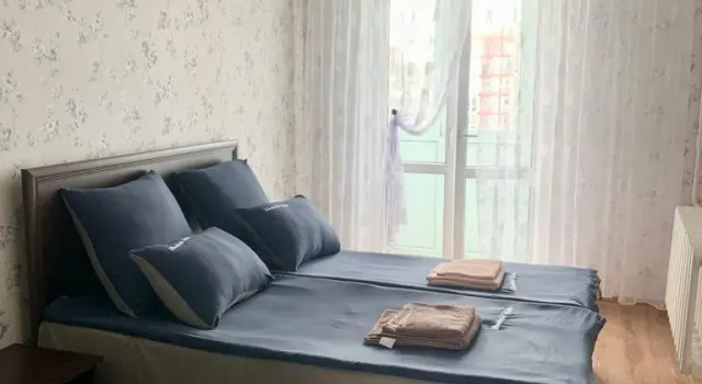 Prostornye Apartamenty V Samom Tsentre Apartments, Book Lejlighed Hoteller i Kaliningrad med pool, nær Railway Gate, Swimmingpool