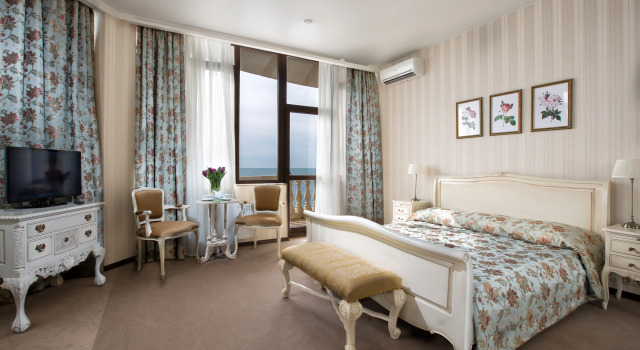 Двухместный Фирменный люкс с балконом Dolphin Resort by Stellar Hotels, Sochi