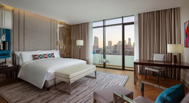Двухместный номер Grand Deluxe с видом на город The Ritz-Carlton, Baku