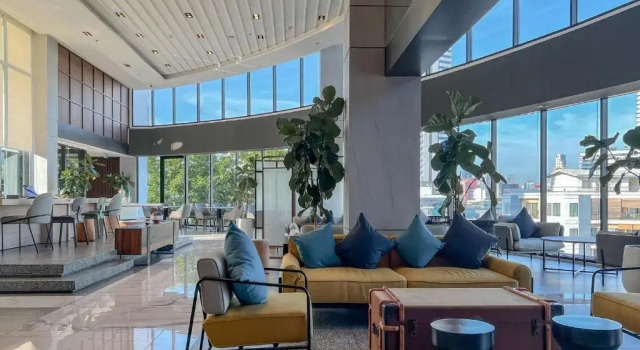 Отель Amanta Hotel & Residence Sathorn