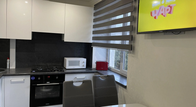 V Tsentre Goroda Leninskiy Pr 73a Apartments, Boek Appartement Hotels in Oblast Kaliningrad met parkeren, Parkeren