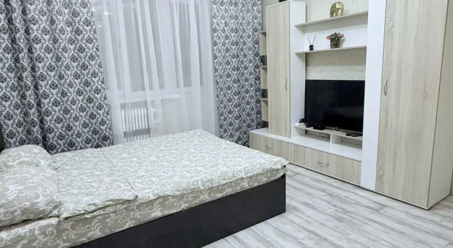 Uyutnaya Kvartira Na Mkr.aleksandrovskiy 1 Flat, Prenota Appartamento Hotel a Central Russia con parcheggio, Parcheggio