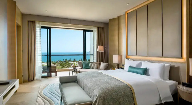 Люкс Standard с балконом и с видом на океан Отель Sofitel Sanya Leeman Resort