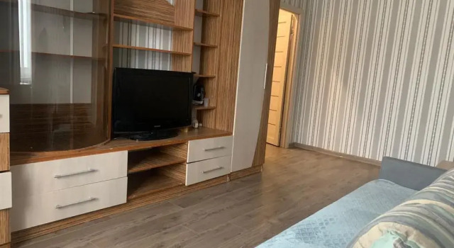 Апартаменты Comfort Квартира Dukat в тихом районе у леса 1