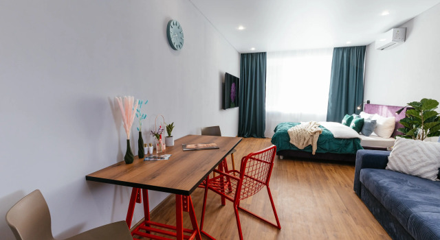 Novgorodskaya 22 42a Gosh rent Apartments, Prenota Appartamento Hotel a Tyumen Region con piscina, Piscina