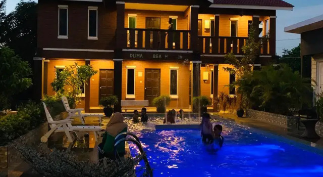 Отель Dlima Beach Inn Langkawi