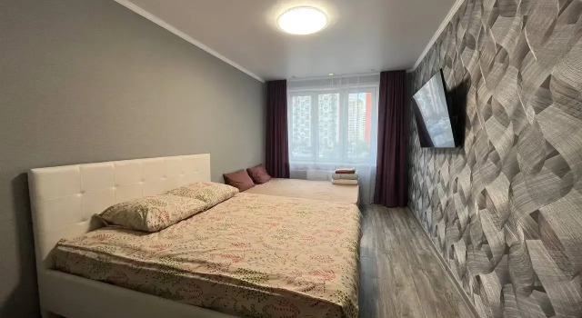 Uyutnaya Zapolyarnaya Flat, Prenota Appartamento Tjumen' 