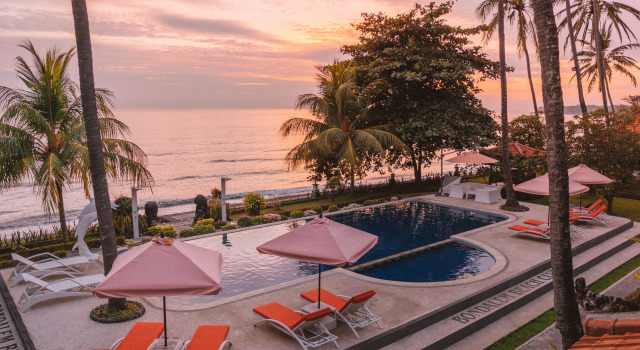 Отель Bondalem Beach Club