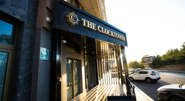 Отель The Clocktower
