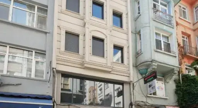 aymira hotel pangaltı, Забронировать Отель Стамбул Мраморноморский регион, рядом с Bomontiada