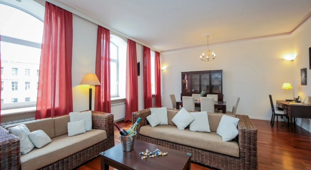 Номер Standard Пентхаус с 4 комнатами с красивым видом из окна Апартаменты Riviera View 4BR
