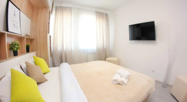 Dvukhkomnatnye Ryadom S Trts Mega Apartments, Prenota Appartamento Hotel a Almaty con parcheggio, Parcheggio