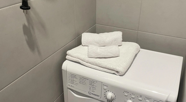 Komfortabelnaya V Tyumeni Posutochno Flat, Book Apartment Hotels in Tyumen Region with Parking, Parking