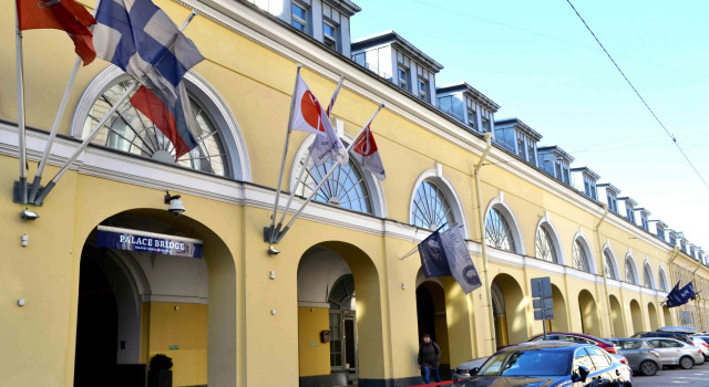Palace Bridge Hotel