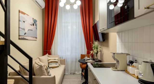 Dvukhurovnevaya Studiya Apart Komfort | 4 Chel | Bolshoy Teatr | Konditsioner | M. Pushkinskaya Apartments, Prenota Appartamento Hotel a Mosca con parcheggio, vicino a Moscow Circus on Tsvetnoy Boulevard, Parcheggio
