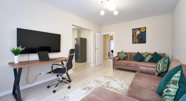 Prostornaya 2Ka v Odnom iz Luchshikh Zhk Novaya Borovaya Flat, Buchen Sie Ferienwohnung Minsk 