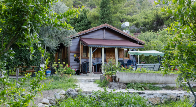Holiday House dilek çıralı Living quarters, Reservar Hotel Hotéis em Mediterranean Region Turkey com estacionamento, Estacionamento