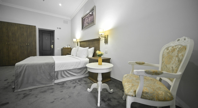 Двухместный номер Deluxe Address Hotel Yerevan by Imperial