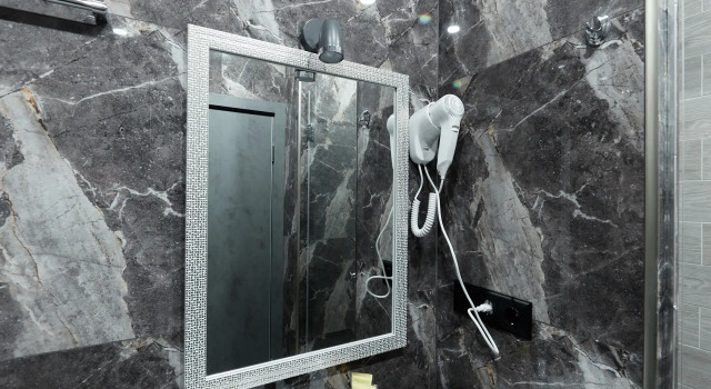 Двухместный номер Standard The Royal Hotel