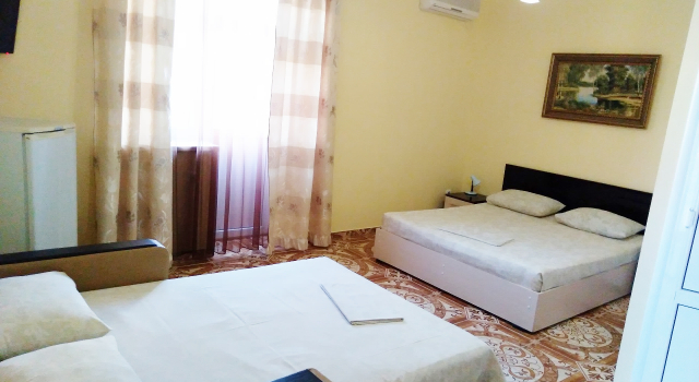 Четырёхместный номер Comfort Гостевой Дом Aleksa