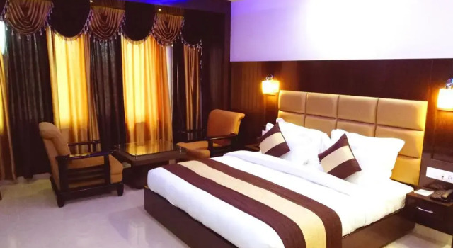 Crystal Ganga Height Hotel, Rezerwuj Hotel Hotele w Kankhal ze śniadaniem, Śniadanie