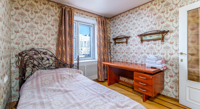 Sutki Rent Prostornaya Treshka u Metro Apartments, Rezervovat Apartmán Hotely v Petrohrad s parkováním, Parkování