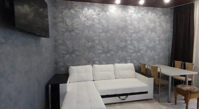 Ochen' Stil'naya v tsentre Flat, Rezerwuj Apartament Hotele w Buryatia z parkingiem, Parking