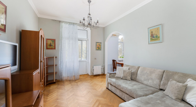 3-room apartment on Sokol, Book Lejlighed Hoteller i Sokol med parkering, Parkering
