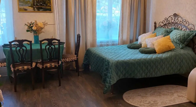 Dizaynerskaya Retro Studiya V Tsentre U Naberezhnoy Apartments, Rezerwuj Apartament Chabarowsk Kraj Chabarowski