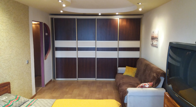 Lotos Aparts Tsentr Apartments, Prenota Appartamento Hotel a Perm Krai con parcheggio, Parcheggio